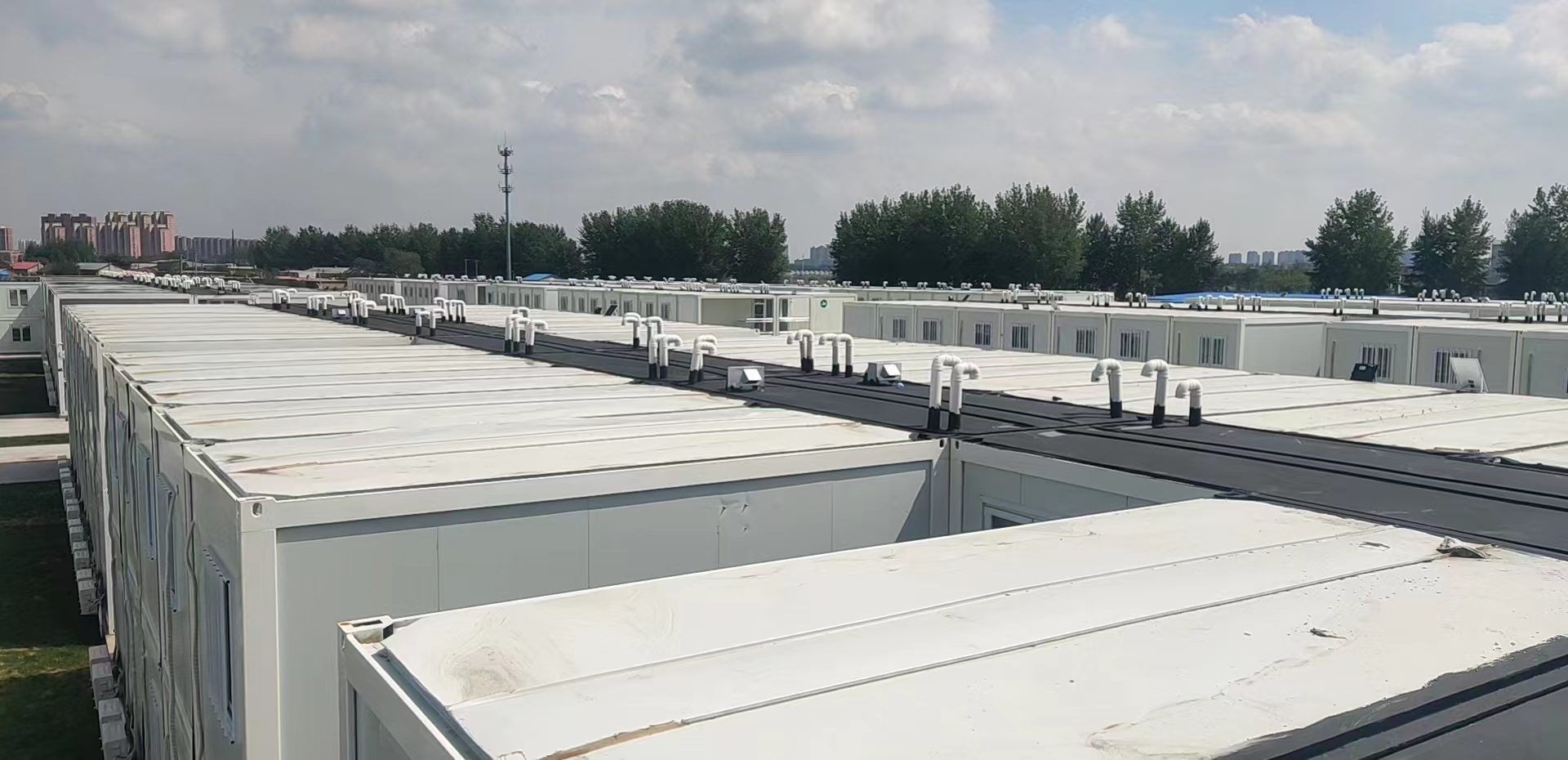 眾志成城，共同抗疫！廣恒防水馳援遼陽方艙醫(yī)院項目。